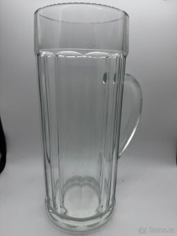 Sběratel nabízí staré pivní sklenice - 10