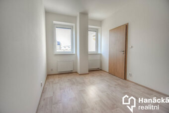 Pronájem terasového bytu 3+kk v Olomouci, ul. J.... - 10