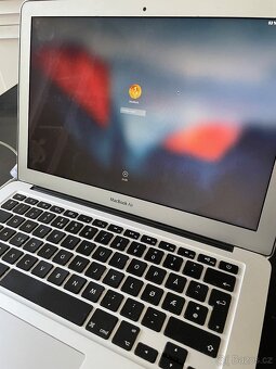 MacBook air 2011 - 10