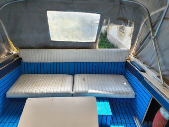 Kajutová motorová loď Wellcraft+přívěsný vozík - 10