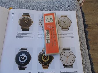 Trezorovky vzacne damske hodinky prim valecky 1981 v komplet - 10