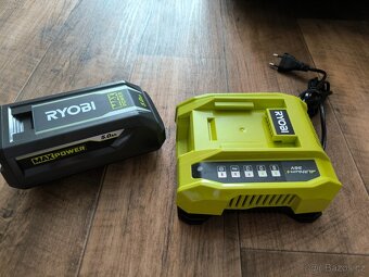 Sekačka aku Ryobi 36v, baterie, nabijecka - 10