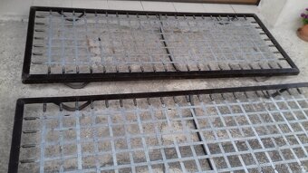 SKŘÍŇ policová - pěkný stav// SKŘÍŇ TON - ŠATNÍ + ÚZKÁ SKŘÍŇ - 10