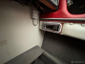 Bayliner Invader 4.3 mercruiser kajutový člun + vlek - 10