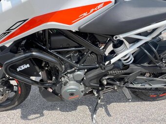 KTM 390 Duke - 10