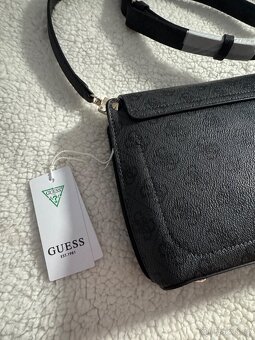 Kabelka Guess - 10