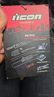 Pánské voděodolné motorkářské kalhoty Icon Patrol černé - 10