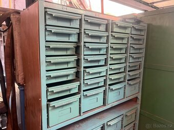 Zásuvkový,šuplíkový regál - 10