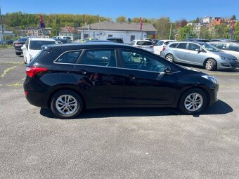 Hyundai i30 - 10