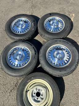 Triumph: originál 5x plechové disky + original poklice - 10