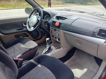 RENAULT THALIA II 1.2 55 KW 2010 LPG - 10
