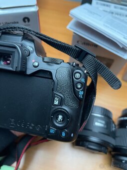 Canon 250D - 10