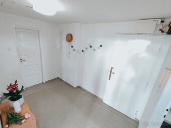 cihlový byt 2+1 v centru města - 10