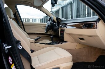BMW (E90) 318i - 10