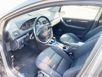 MERCEDES-BENZ A200CDI AUTOMAT VELKÝ SERVIS PANORAMA TOP - 10