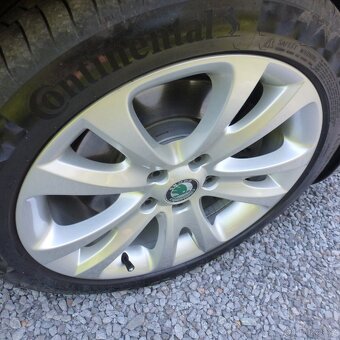 Skoda Superb II Comby 2.0 TDI 125KW - 10
