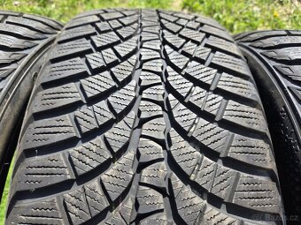 Zánovní zimní pneu Kumho Wintercraft 245/45/19 - 10