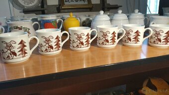 Sbírka porcelánových a keramickych hrníčků - 10