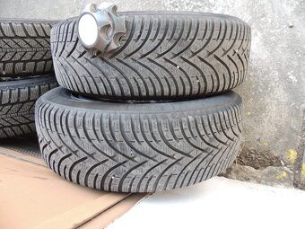 4ks plechových disků Škoda Scala+zimní pneu 195/60/16 - 10