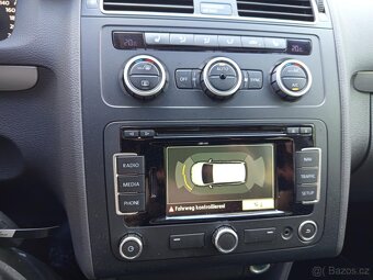 VOLKSWAGEN TOURAN 2,0 103 Kw - 10