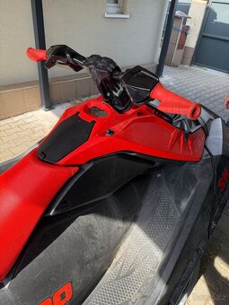 Sea Doo Spark 3up 900, rv. 2021, 130 HP, najeto 14 mth +vlek - 10