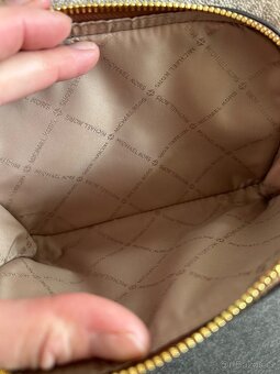 Michael Kors batoh - 10