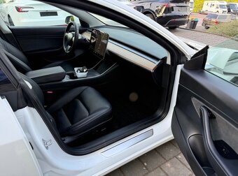 Tesla Model 3 Long Range Dual Motor 2020 - 10