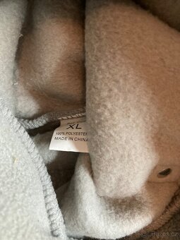 Postroje a oblečky na menšího pejska - 10