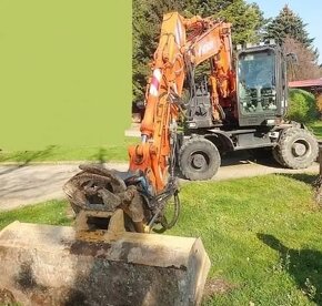 Prodej kolový bagr Hitachi - 10