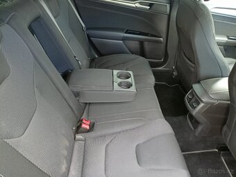Ford Mondeo, 2,0 TDCi 132 kW TITANIUM - 10
