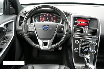 Volvo XC60 D4 AWD R-Design rok 2017 - 10