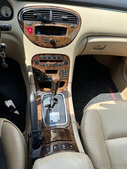 Prodám Peugeot 607 3.0 V6 152KW - 10