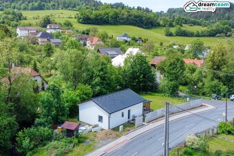Sympatický bungalov 4+kk s moderním designem - 3 ložnice, te - 10