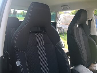 Prodám Škoda Karoq 1.5 TSi 110 kW, Navi, Led, 42tis km, 2020 - 10