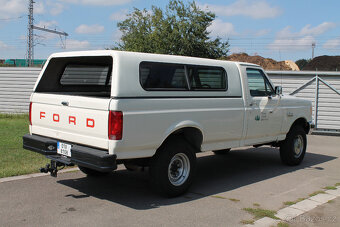 1990 Ford F250 4WD 302 V8, velmi pěkný orig. stav, DPH - 10
