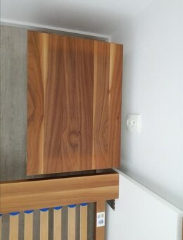 Postel, stolky rošty + v případně matrace zdarma - 10