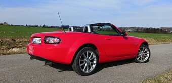 MX-5 NC 1.8i, 2006, pevná + plátěná střecha - 10