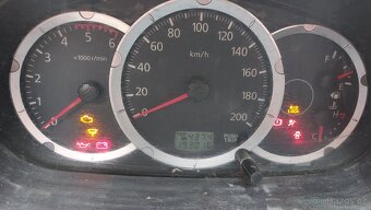 Mitsubishi l200 4x4 - 10