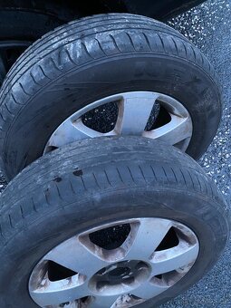 2 sady kol. 195/65 (R15) - 10