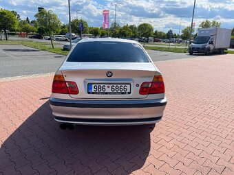 BMW E46 323i sedan - 10