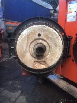Prodám kotel na olej 33 Kw - 10