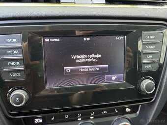 Škoda Octavia, 1.4 TSi 103 kW XENON 1.MAJITEL NEHAVAROVANÉ. - 10