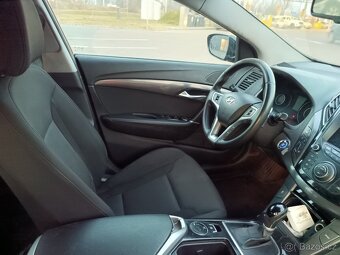 Hyundai i40 kombi 1.7crdi-100kw , originál km , AUTOMAT - 10