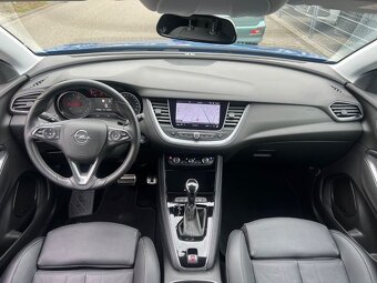 Opel Grandland X 133kW Aut rok 01/2019 - 10