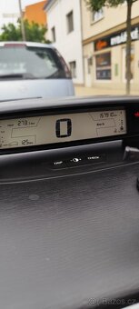 Citroen C4. 1,4 benzín - 10