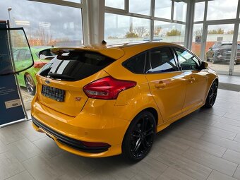 Focus ST 250 - 10