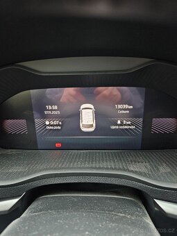 ROČNÍ Skoda Karoq 1.5 TSi Fresh+ r.v. 2024 - 10