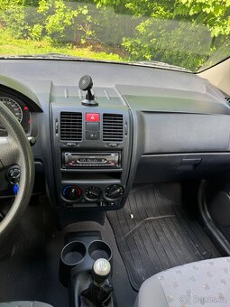 Hyundai Getz 1.1i, 46 kW, 2005 - 10