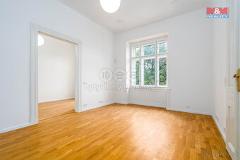 Prodej bytu 4+1, 141 m², Praha - Smíchov, ul. Zborovská - 10