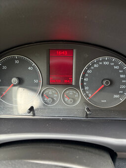 Volkswagen Touran 1,9 TDi - 10